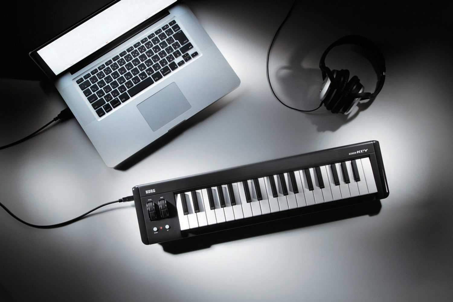Korg MICROKEY 37 USB MIDI Keyboard Controller - PSSL ProSound and Stage Lighting