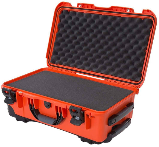 Nanuk 935S-000OR-0A0 20.5 x 11.3 x 7.5-inch Case with Retractable Handle - Orange - PSSL ProSound and Stage Lighting