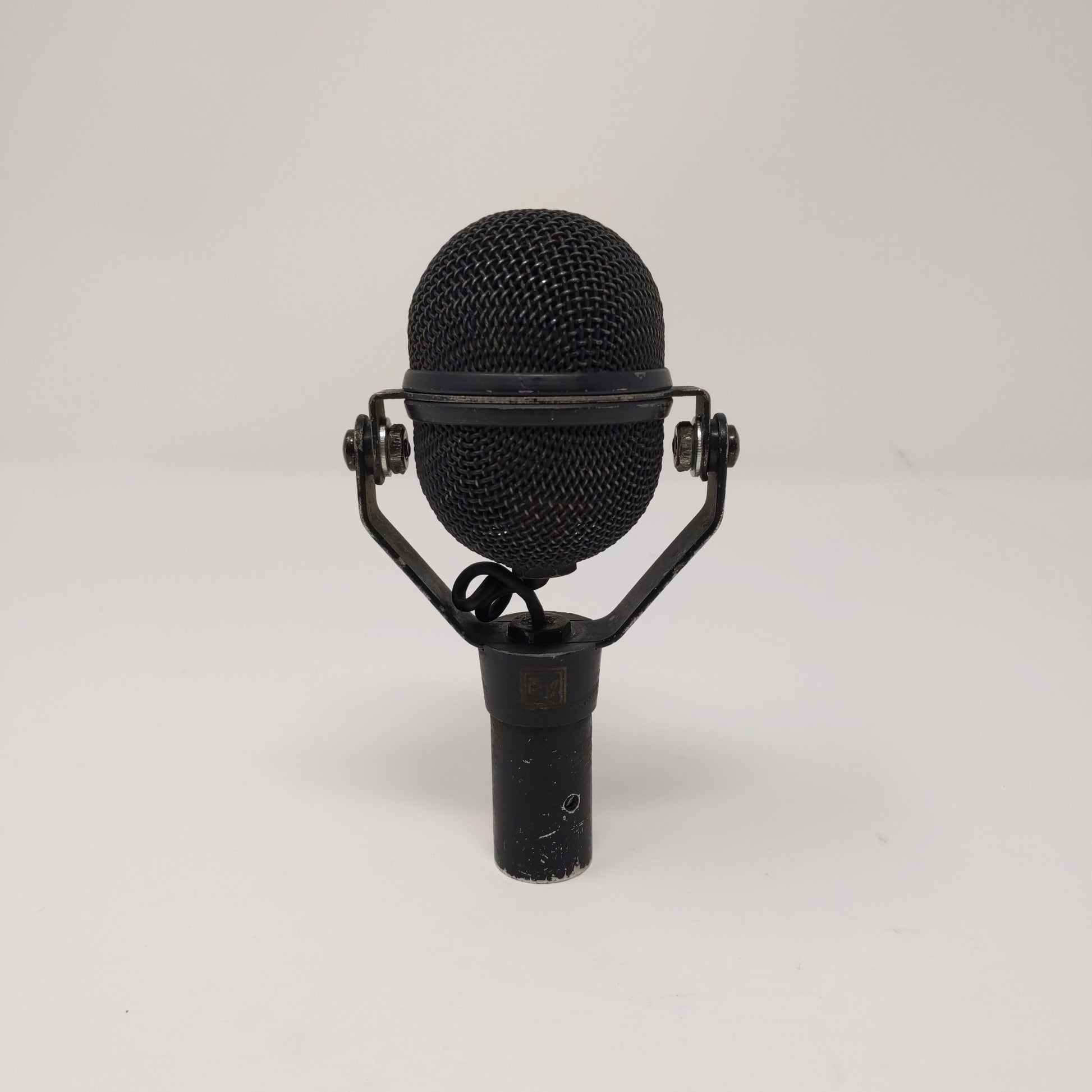 Electro Voice ND408 Dynamic Microphone - ProSound and Stage Lighting