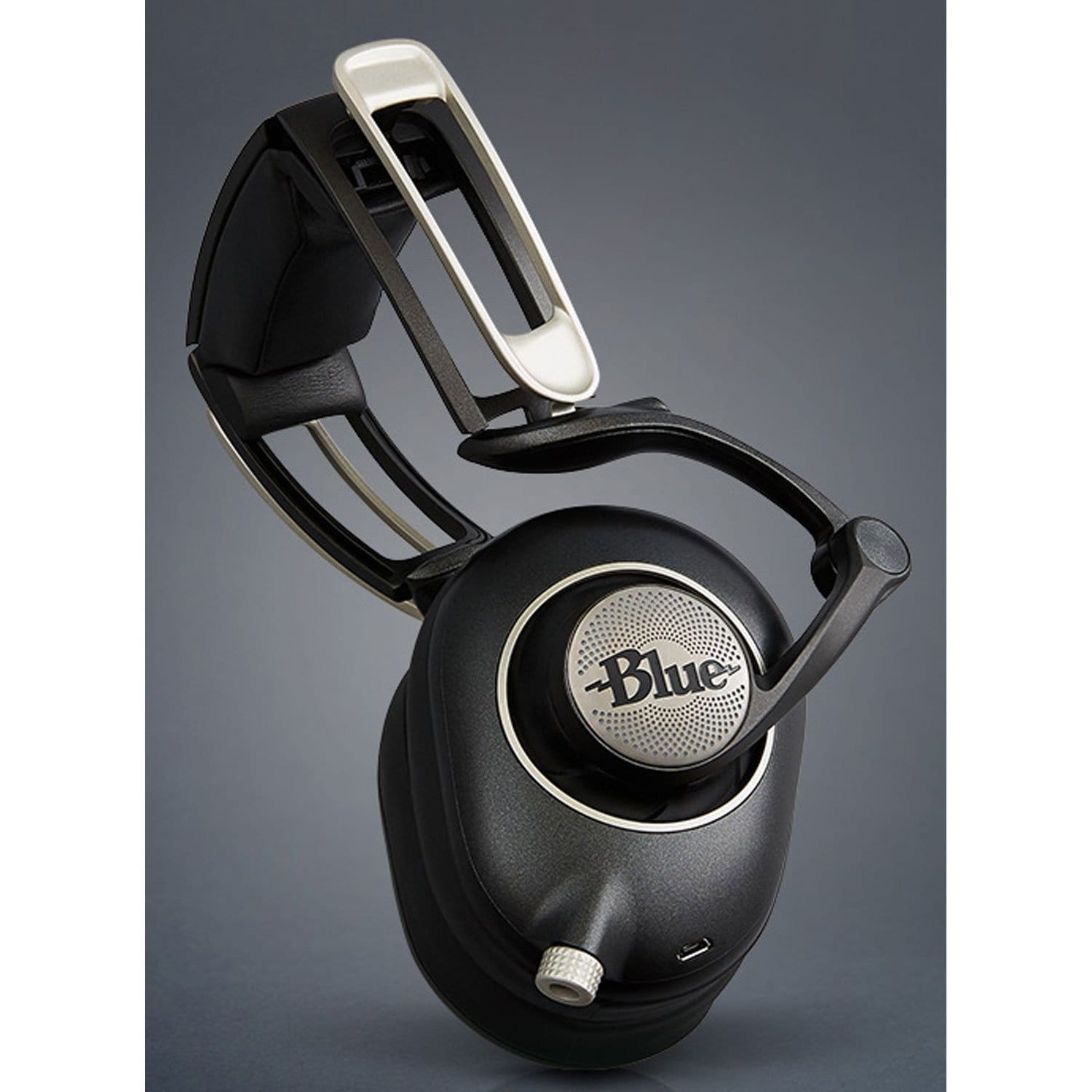 Blue Sadie Premium Headphones with Built-In Amp - ProSound and Stage Lighting