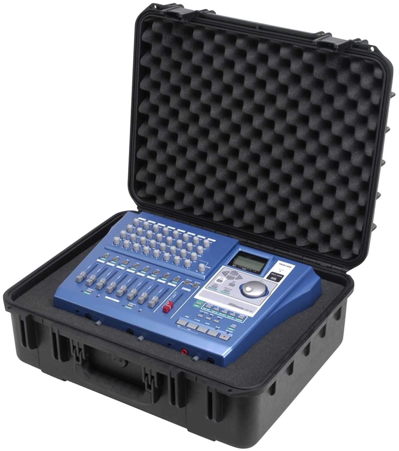 SKB 3I20157BC Molded Equipment Case - ProSound and Stage Lighting