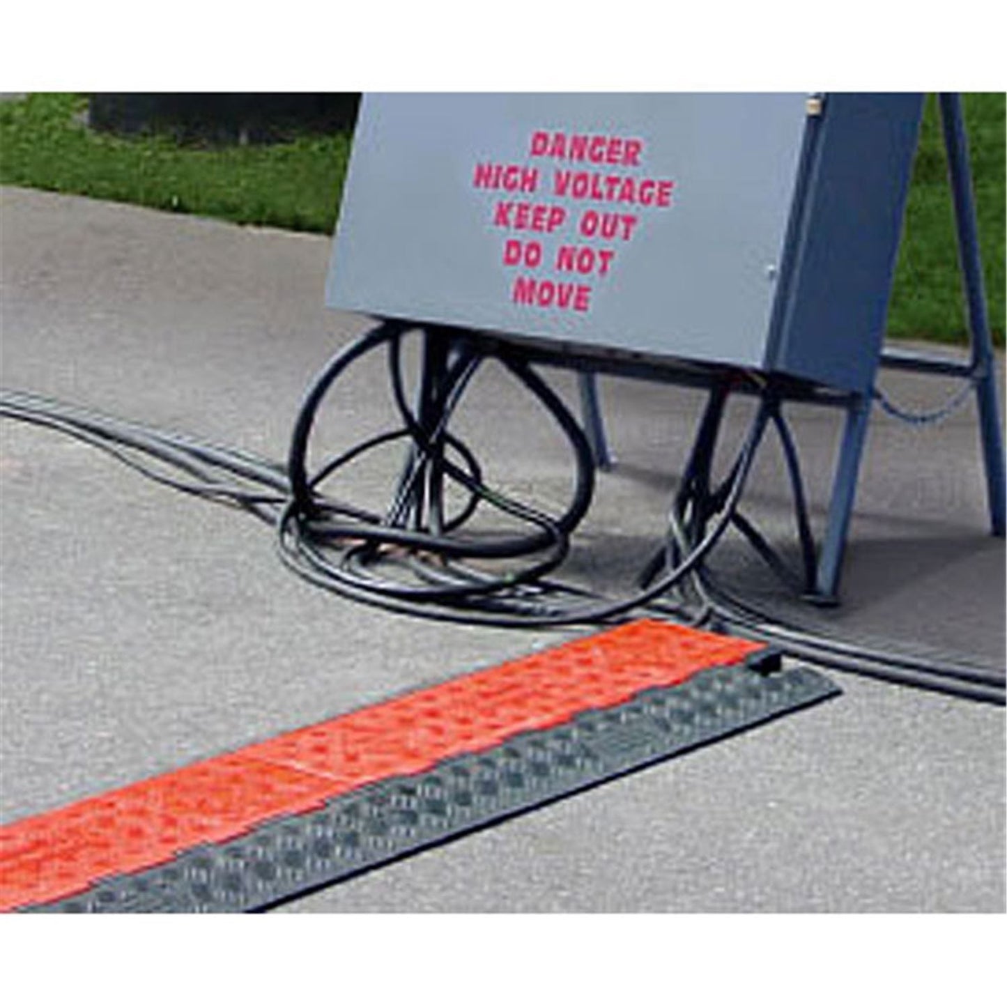 Checkers GD5X125-O/B Guard Dog 5 Channel Cable Protector - ProSound and Stage Lighting