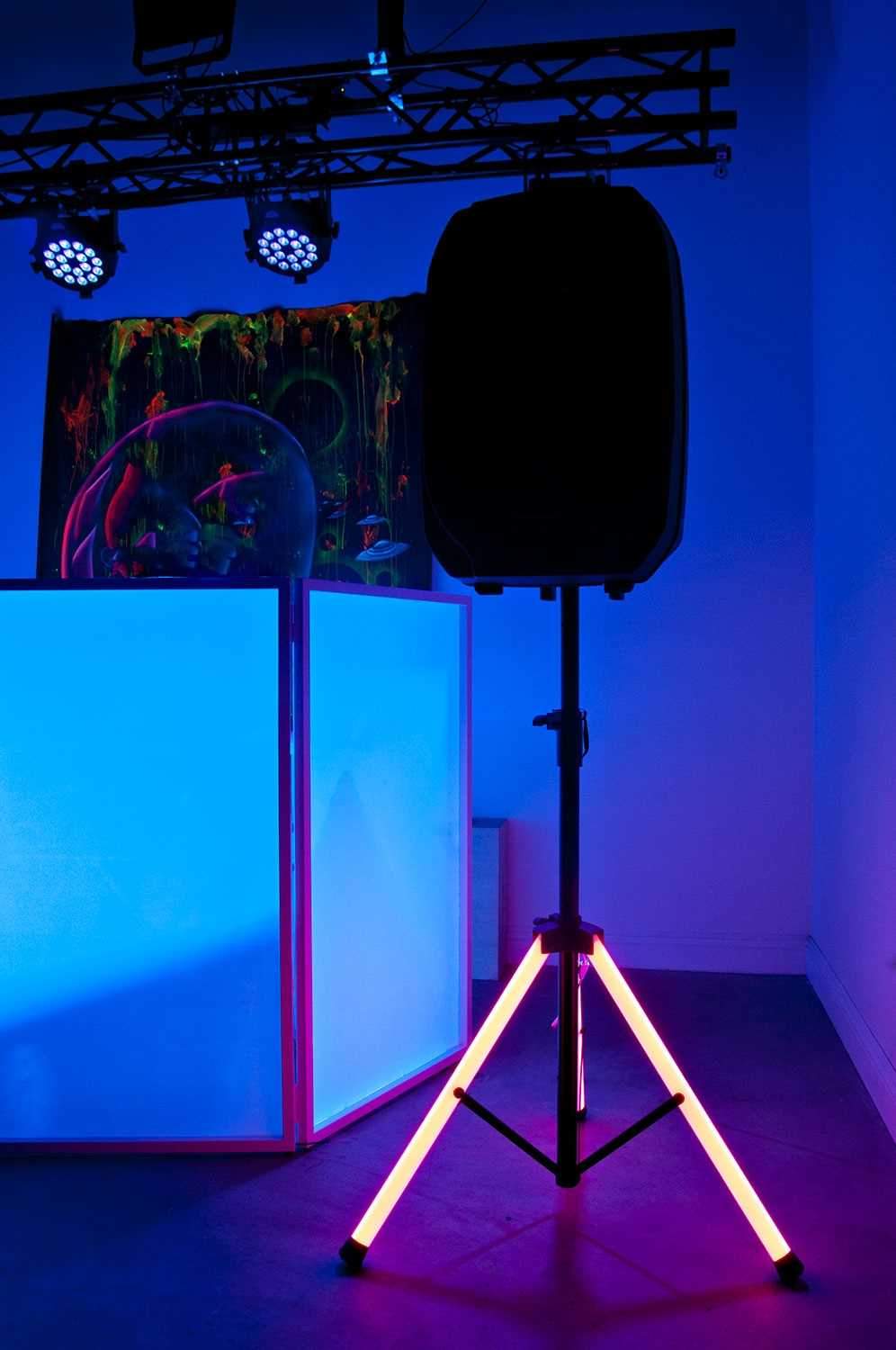 American Audio CSL-100 LED Light-Up Speaker Stand with Remote - ProSound and Stage Lighting